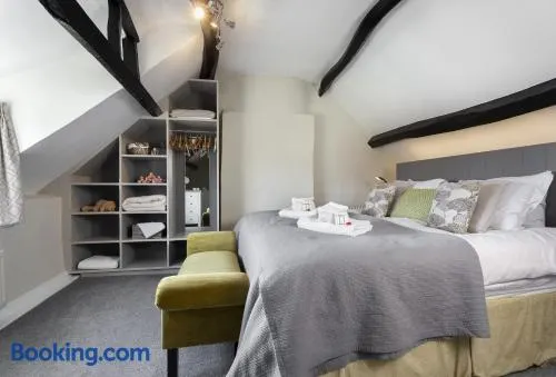 Spring Cottage - Image 1
