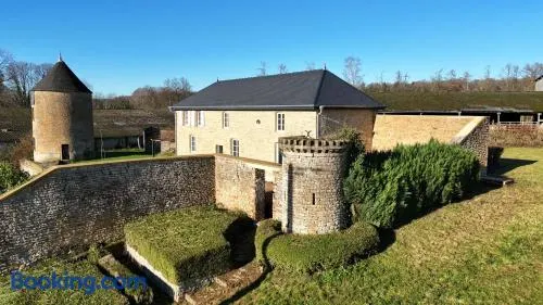 Dépendance du château de Remehan rénovée avec goût - Image 1