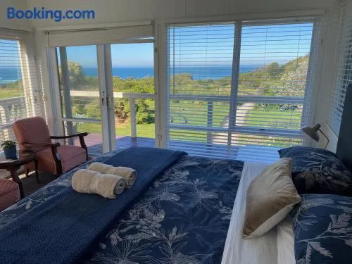 Seacroft Beach House - Image 1
