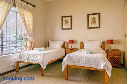 RIETONDALE LODGE - Image 1