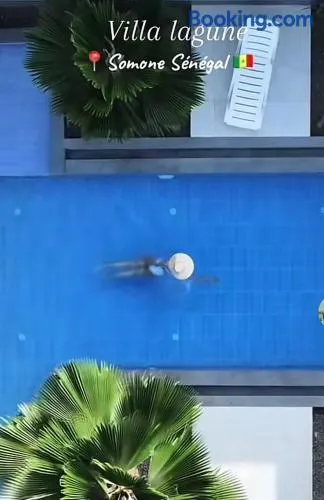 Luxurious 4 bedroom Villa next to the lagoon - Image 1