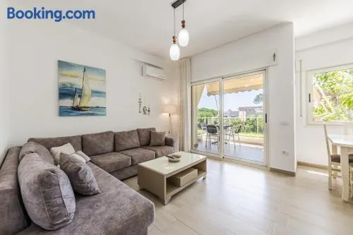 Lalzi Bay Family Retreat 2BR Apartment by PikHost - Image 1