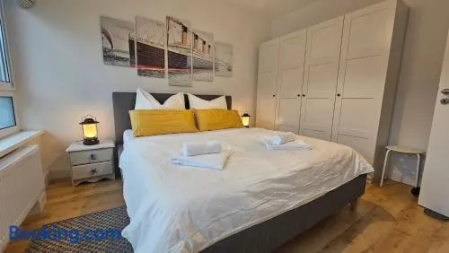YourFavoriteBed I Zentral, Gemütlich, Perfekt für Entspannung! - Image 1
