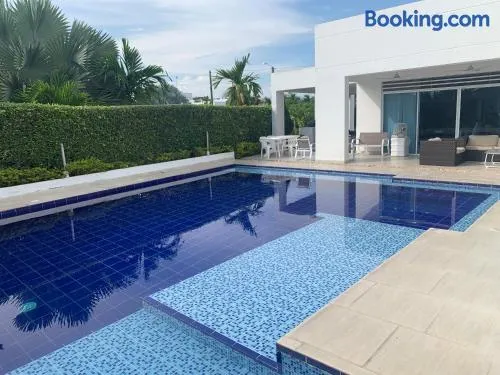 Casa Piscina Girardot Condominio Campestre - Image 1