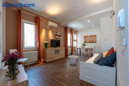 Gold Apartment - Image 1