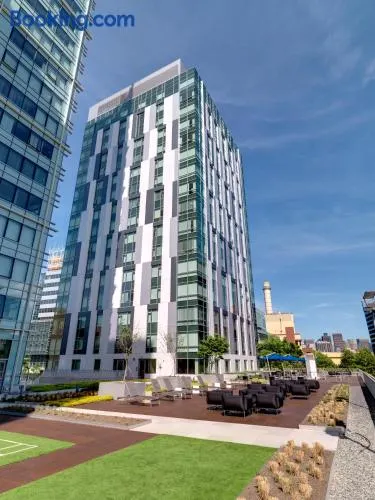 Global Luxury Suites at Kendall West - Image 1