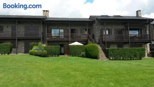 Acogedor apartamento con jardín en Ger - Image 1
