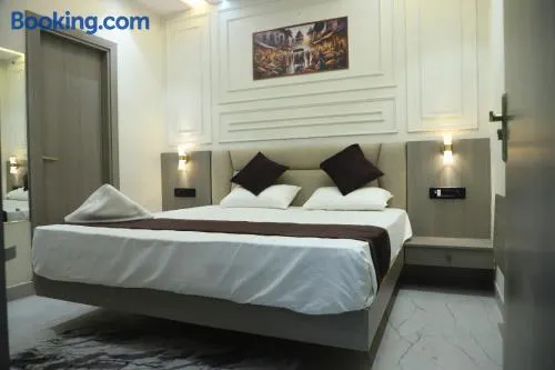 Hotel Raj Comfort Inn - Image 1