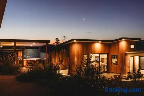 Hollyberry House - Image 1