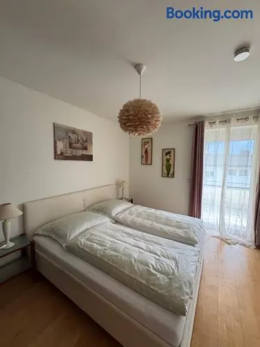 Seewohnung mit Terrasse - Image 1