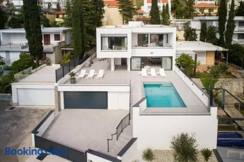 New modern villa by the sea, magical view, a few minutes from the beach - by TRAVELER tourist agency Krk - ID 2000 - Image 1