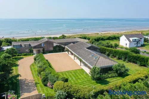 Vegan Seafront Retreat & Yoga Studio in West Wittering - Image 1