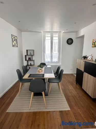 Maison de Village - Image 1