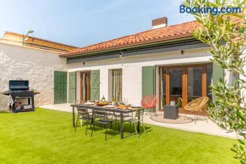 Espaciosa casa rural con amplio jardin y barbacoa - Image 1