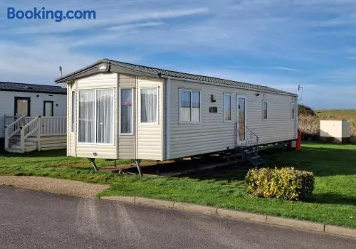 Emily Caravan, Relax and Unwind at Seal Bay Resort - Image 1