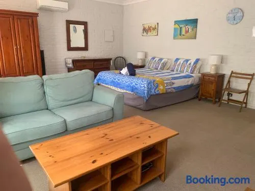Bentworth Lodge - Image 1