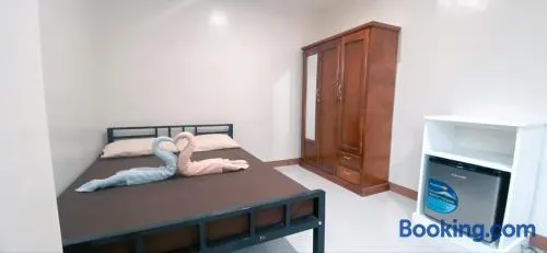 Paradise Guesthouse - Image 1
