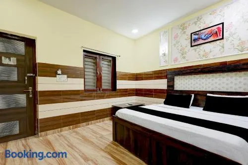 Hotel O The Moksh Hotel - Image 1