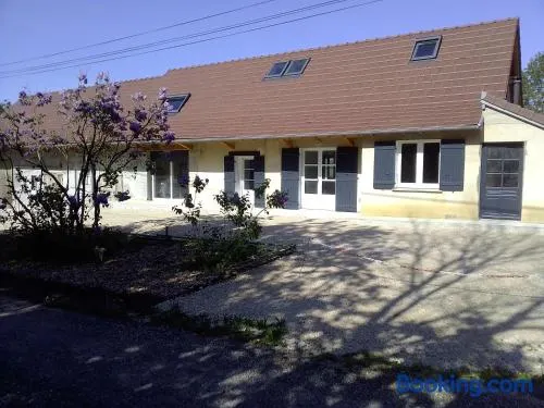 Gîte au bord de la rivière - Image 1