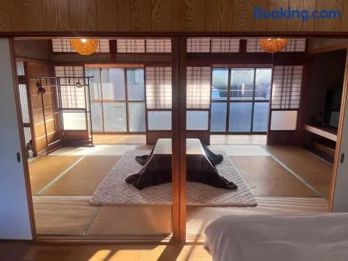 なぎさの宿平屋三重県観光の拠点伊勢神宮鈴鹿サーキットアクセス良好家族グループ旅行 - Image 1