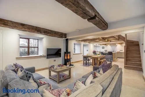 2 Bed in Sheffield oc-p35058 - Image 1