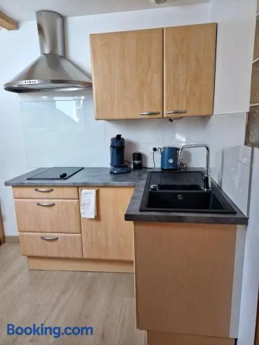 Studio indépendant de 2 à 4 personnes - Image 1