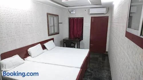 lawrence lodge - Image 1