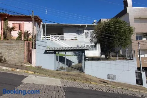 Casa confortável e aconchegante - Image 1