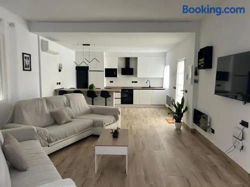 Casa Led - Image 1