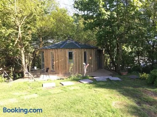 The Roundhouse - Unique space nestled in the trees - Image 1