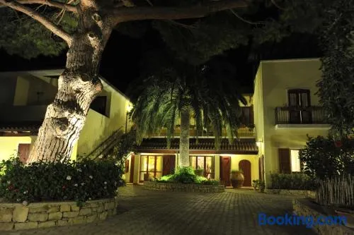 Country Hotel Vessus - Image 1