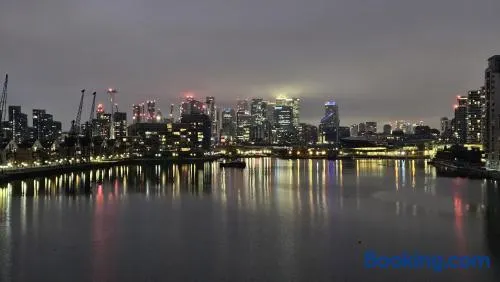 London City Airport home 4 U - Image 1