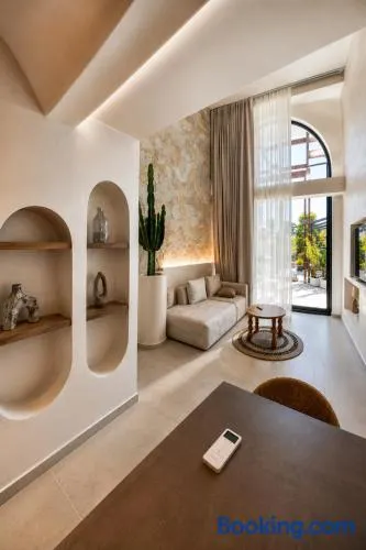 La Onda Luxury Suites - Image 1