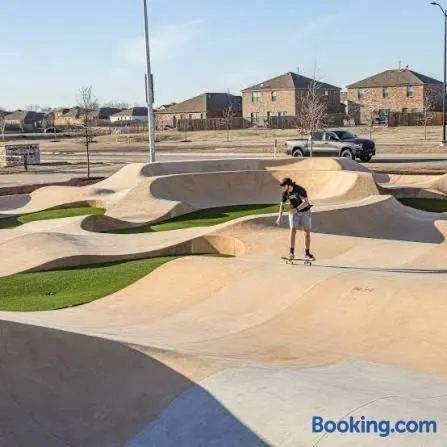 Quiet Furnished Stay Near DFW & McKinney - Image 1