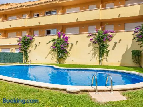 Apartamento en L'Escala con piscina y aparcamiento para 4 personas - ES-325-23 - Image 1