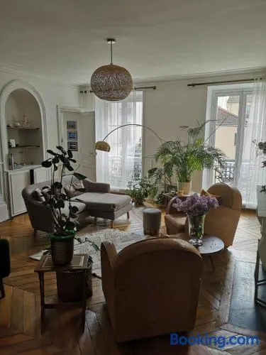 Lumière & Majesté Appartement Versailles - Image 1