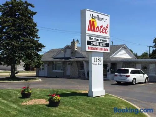 Mayflower Motel - Image 1