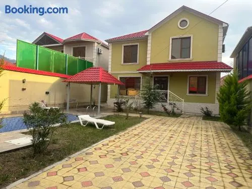 Family villa in Qabala - Image 1