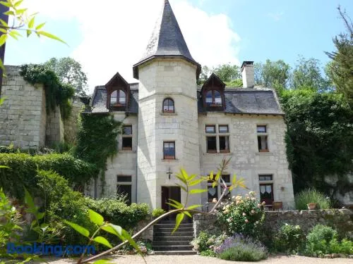 Le Petit Hureau - Image 1