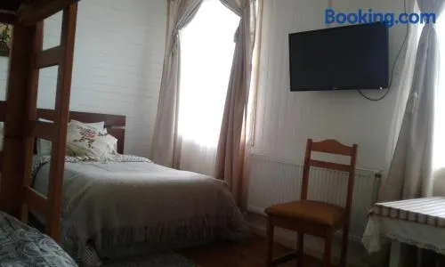 Hostal Patrimonial Angelmó - Image 1
