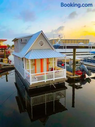 The Famous Houseboat in Sanford - Image 1