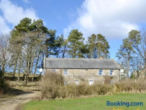 Oak Cottage-16498 - Image 1