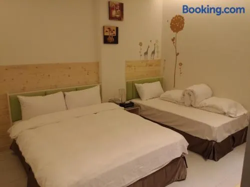 Tilon Hotel - Image 1