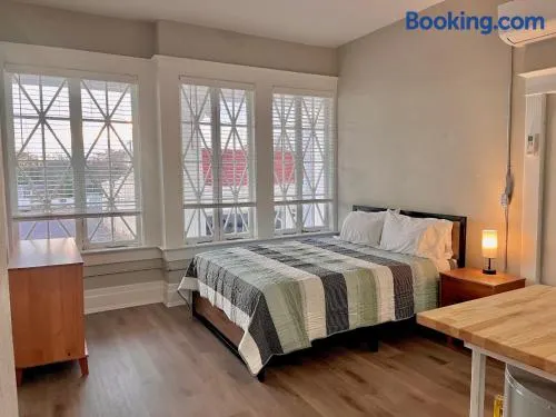 Banker's Loft - Image 1