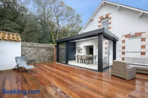 À 50m de la plage, jolie maison pour 8 - Image 1