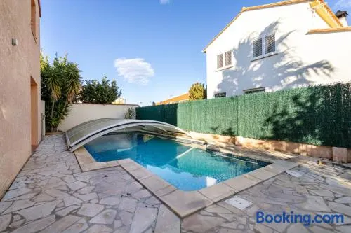 Villa Climatise Avec Grande Piscine - Image 1