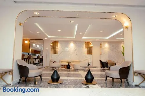 Platinum Hôtel Spa Abidjan Cocody - Image 1