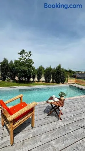 15 pers - 9 chambres - piscine chauffée - animaux acceptés - Image 1