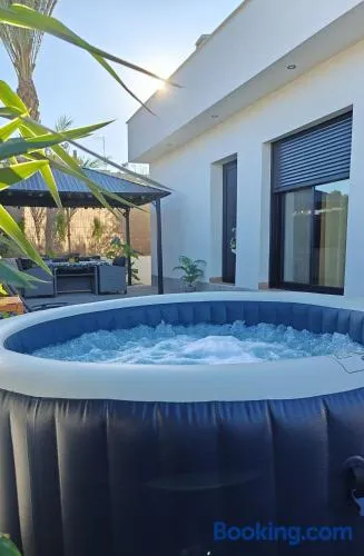 Villa romántica en Murcia con jacuzzi privado - Image 1