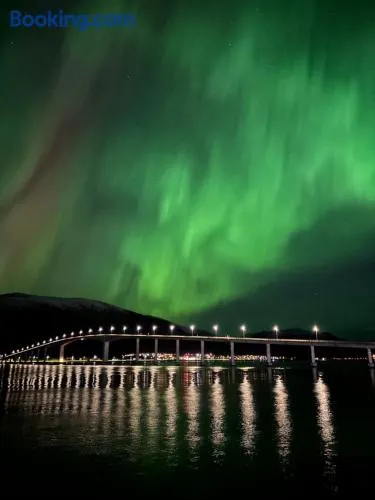 Hus med havutsikt i vakre Vesterålen - naboen til Lofoten - Image 1